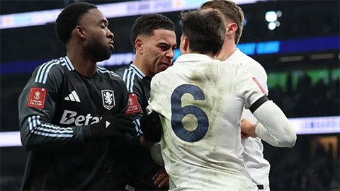 Màn hỗn chiến khó tin ở thư hùng Tottenham vs Aston Villa